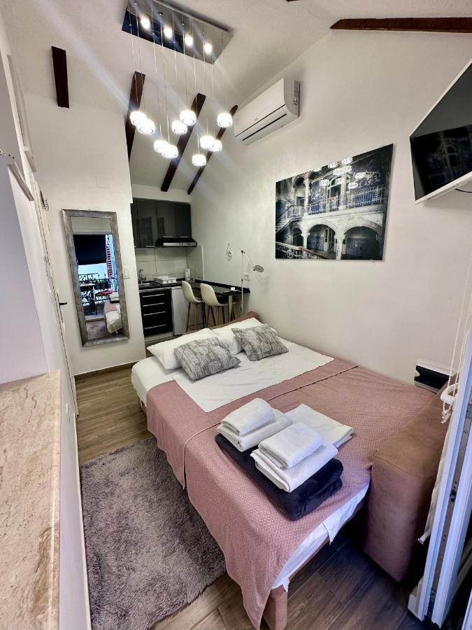 Tiny Dream - Old Town Rooms Split Buitenkant foto